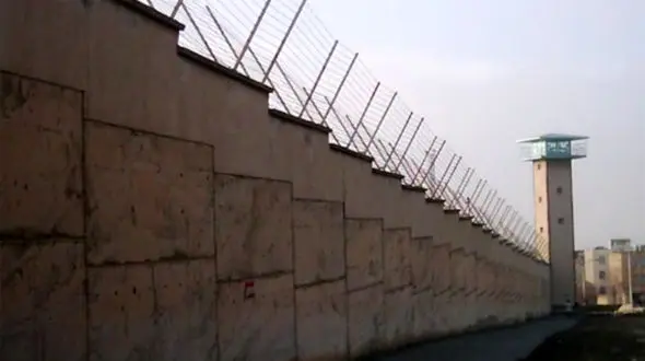 علت اعدام نشدن 21 زندانی در زندان کرج + فیلم
