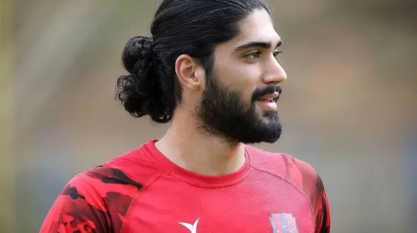 جانملکی: همگی از رفتن الهامی ناراحت شدیم/ یک کلمه هم با استقلال صحبت نکرده‌ام/ از چندین برند معتبر پیشنهاد مدلینگ داشتم