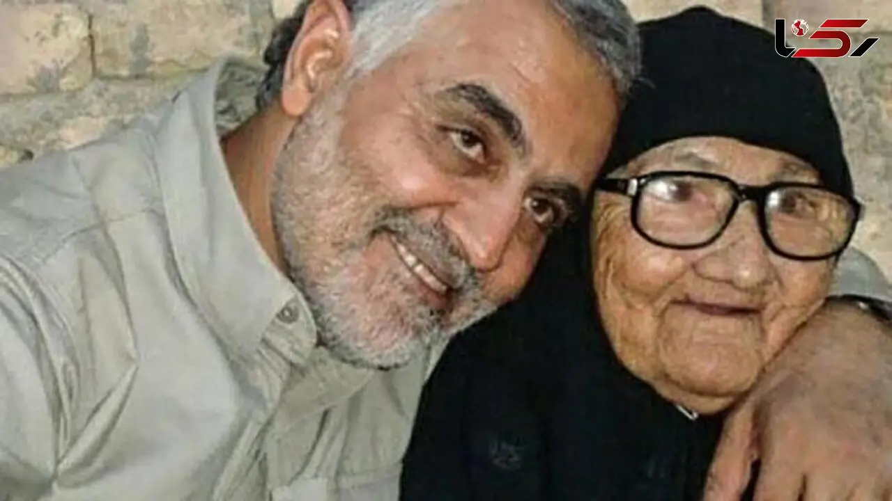 فیلم دیده نشده از خداحافظی‌ سردار سلیمانی با مادرش + فیلم