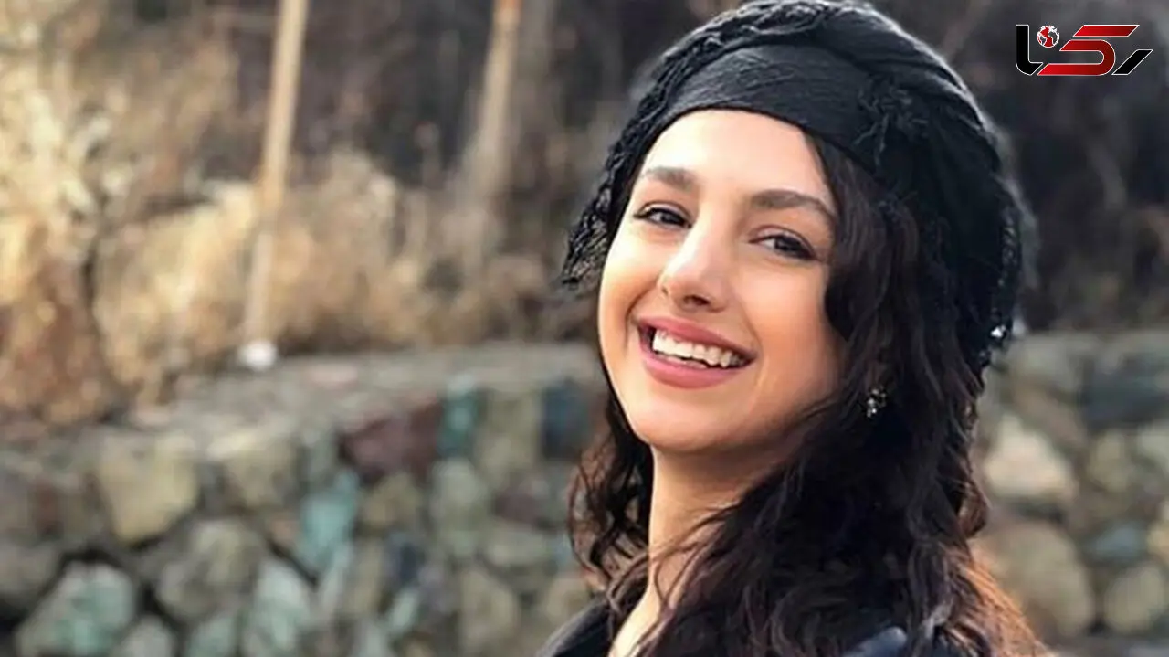جنجال لباس جوانه دلشاد در اکران فیلم + عکس
