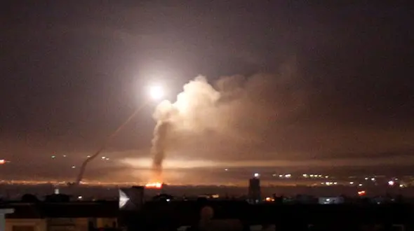 حمله هوایی رژیم صهیونیستی به فرودگاه حلب سوریه