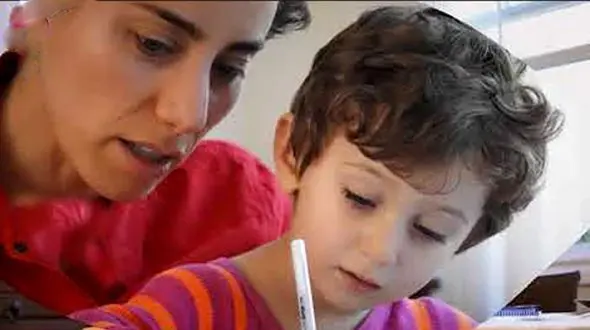 فیلم جدید دختر مریم میرزاخانی نابغه ریاضی ایران! / به افتخارش باید ایستاد !