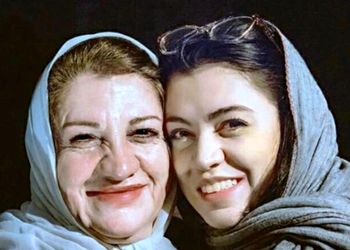 شیدا خلیق، دختر هنرمند ناهید مسلمی:بچه هایی که مثل ما پدر و مادر هنرمند دارند زحمت زیادی برای این کار نکشیدند/ اگه ورود من به بازیگری آسون بوده ولی تضمینی....