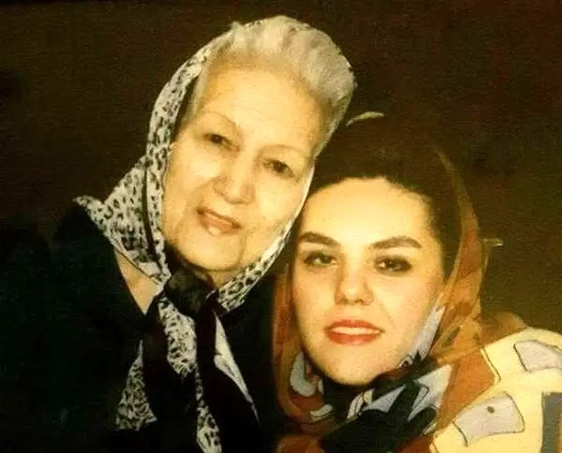 رقیه چهره آزاد