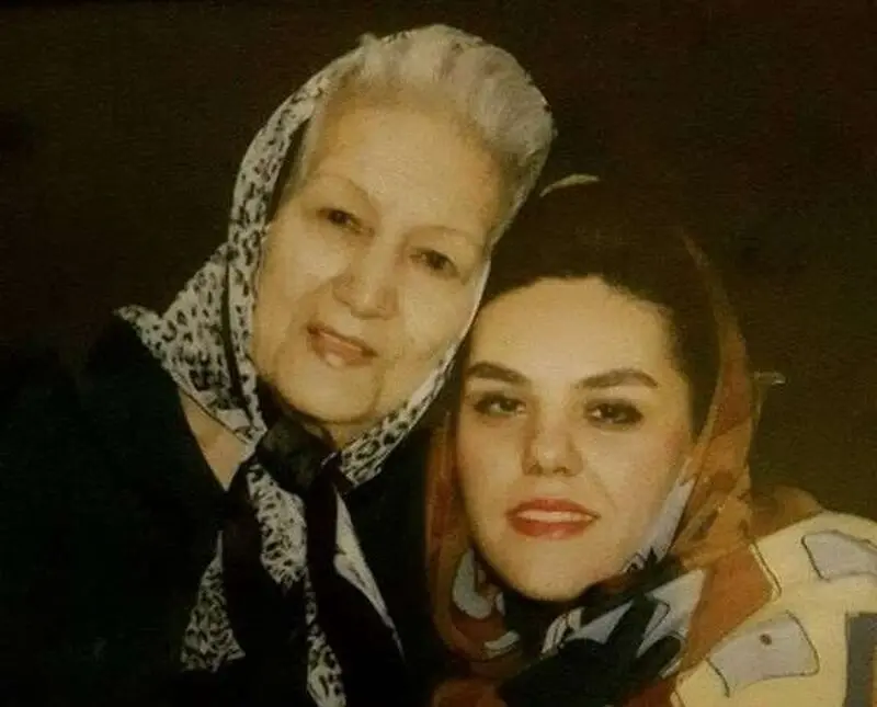 رقیه چهره آزاد