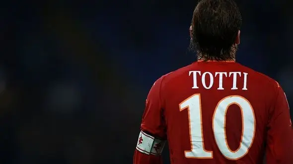 زیبا ترین بوسه تاریخ فوتبال