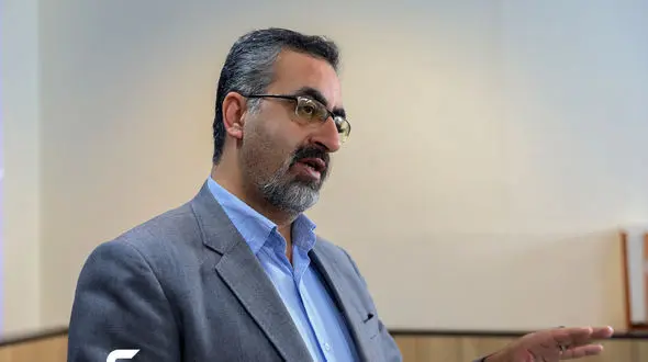 ورود غیرقانونی به ایران برای درمان کرونا 