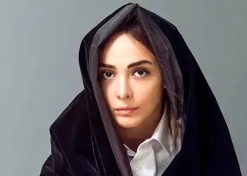 سفر در زمان/ عکس دیده نشده از پدر و مادر المیرا دهقانی در مراسم عروسی در دهه 60