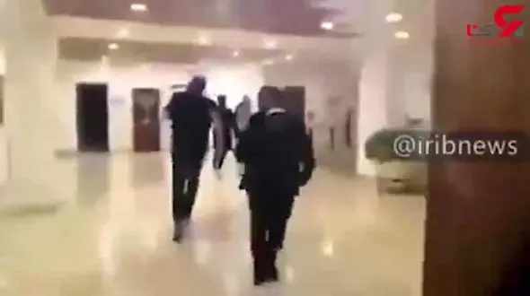 فیلم لحظه فرار وزیر جنگ رژیم صهیونیستی از موشک های مقاومت 