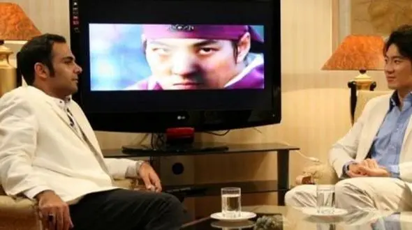  فیلم/ از فارسی نوشتن بازیگر محبوب کره تا آرزویش برای دیدن  اصفهان/ گفت‌وگوی 12 دقیقه‌ای احسان علیخانی با جومونگ در تهران