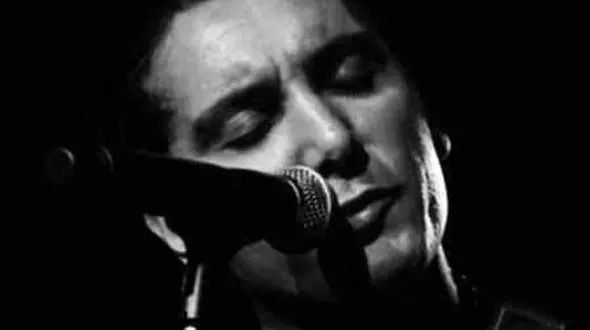 دانلود آهنگ باشکوه شادمهر عقیلی  / دنیایی که دیدن