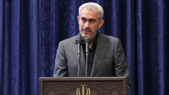 مسافری از شیکاگو برای پست وزارت / موافقان و مخالفان مدنی‌زاده چه می‌گویند؟ 