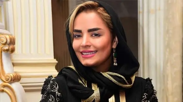سپیده خداوردی با مانتوی شیک مزونی عجیبش! این مانتو کار کدوم مزونه؟!