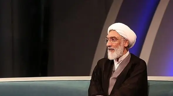 پورمحمدی: نسخه‌های توهمی برای نظام اداری صادر می‌کنیم