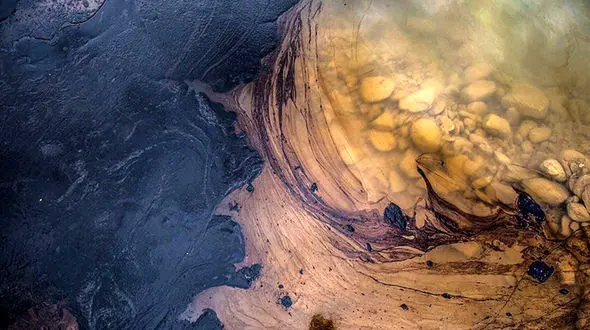 عکس های تکان دهنده از آلودگی نفتی در خوزستان 