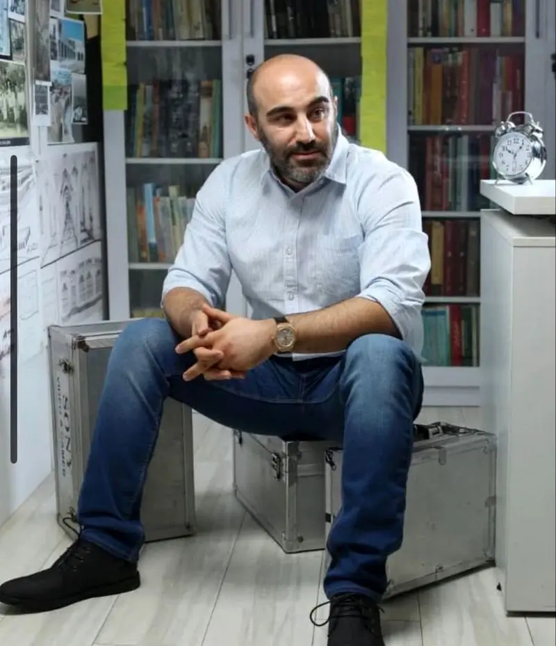 محسن تنابنده