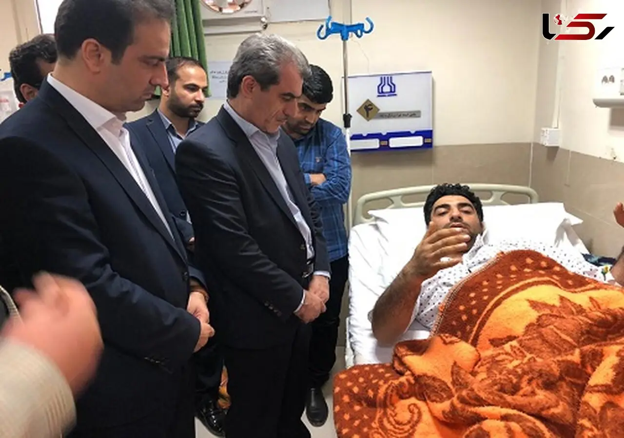 
عیادت مدیرکل آموزش و پرورش خوزستان از معاون مضروب هنرستان حمیدیه
