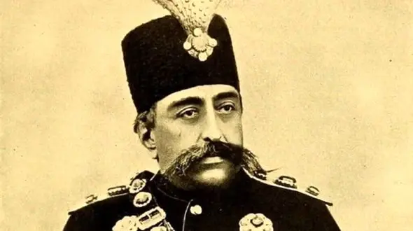 عکس خاص شاه قاجار با همسر و دختر پادشاه انگلستان در دریا