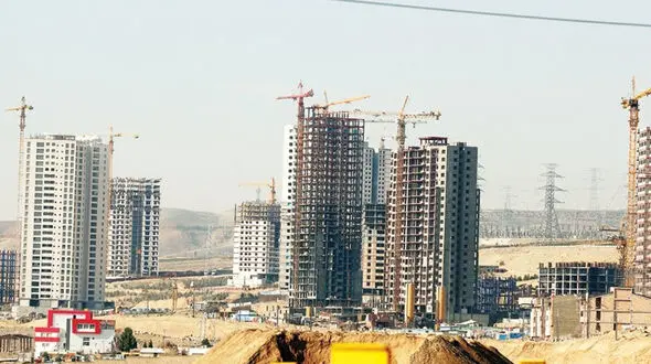 دولت منابع کافی برای ارائه تسهیلات و احداث مسکن ندارد / ارتباط برج سازی با فرونشست تهران منطقی نیست