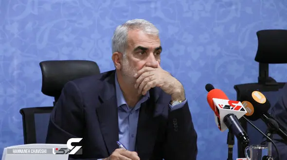 دانش آموزان در رقابت ناعادلانه و نابرابر کنکور بازنده هستند/ مطالب غیر کاربردی کتاب های درسی نیاز به اصلاح و حذف دارد