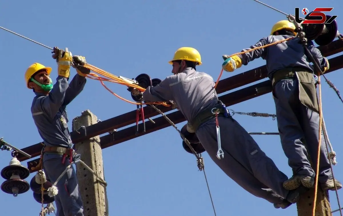 فرسایش امنیت شغلی و معیشت در شرکت‌های توزیع برق؛ کارگران شرکتی زیر سایه تبعیض 