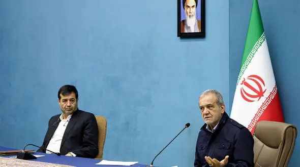 تمام نارسایی‌ها را می‌توان با اتکا به ذهن خلاق نوجوانان و جوانان به نتیجه رساند