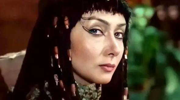 لباس و چهره زیبای بازیگران ایرانی در  قصر فرعون و دنیای مارها  / از چهره مصری لیندا کیانی تا بهنوش بختیاری از زیبایی محیا دهقانی تا الهام حمیدی و  لیلا بلوکات ...