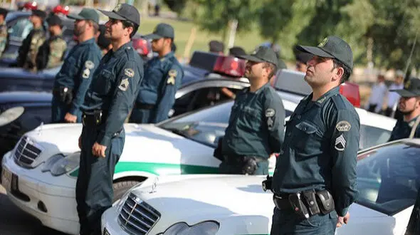 پلیس خیابان «ویلا» تهران را مسدود کرد 
