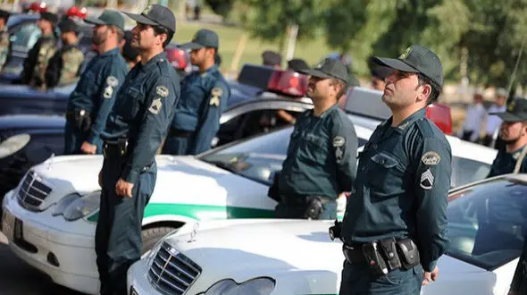 پلیس خیابان «ویلا» تهران را مسدود کرد 