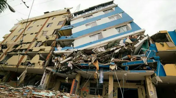 وحشت بزرگ مردم رشت از وقوع یک فاجعه +عکس