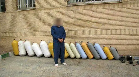 این دزد شگرد عجیبی در دزدی از پراید دارد+ عکس