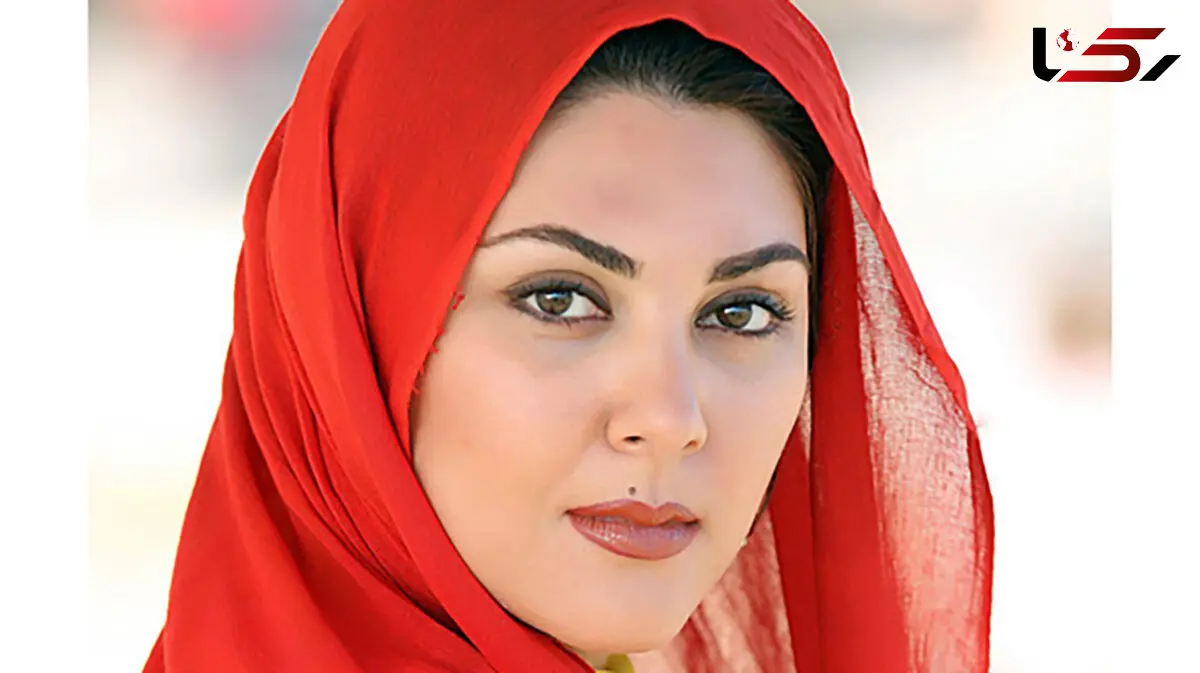 لباس حسرت برانگیز لاله اسکندری در کنار بازیگران مرد ! / هر زنی دلش این لباس را می خواهد !
