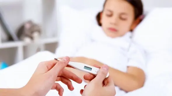 پاشویه کودک تب دار روشی سنتی و منسوخ
