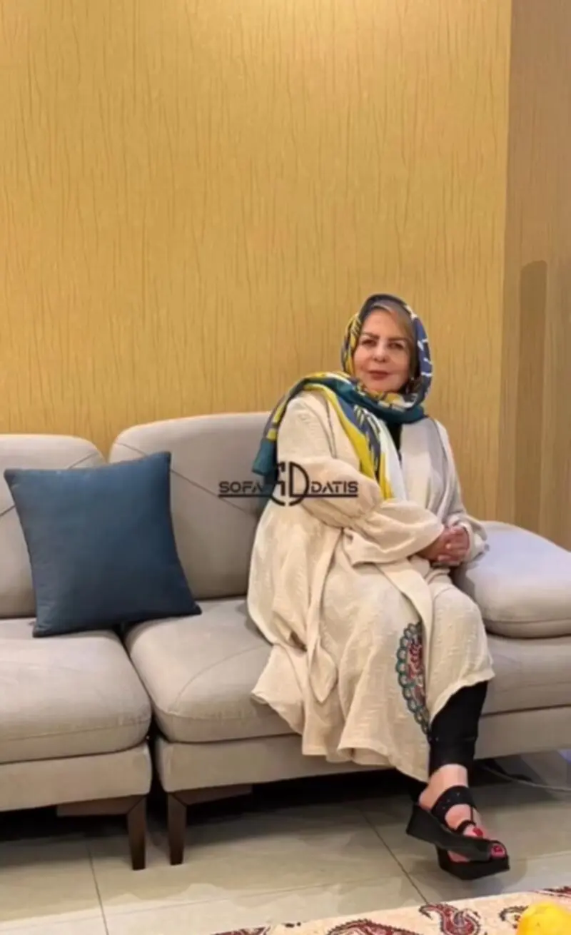 پوراندخت مهیمن