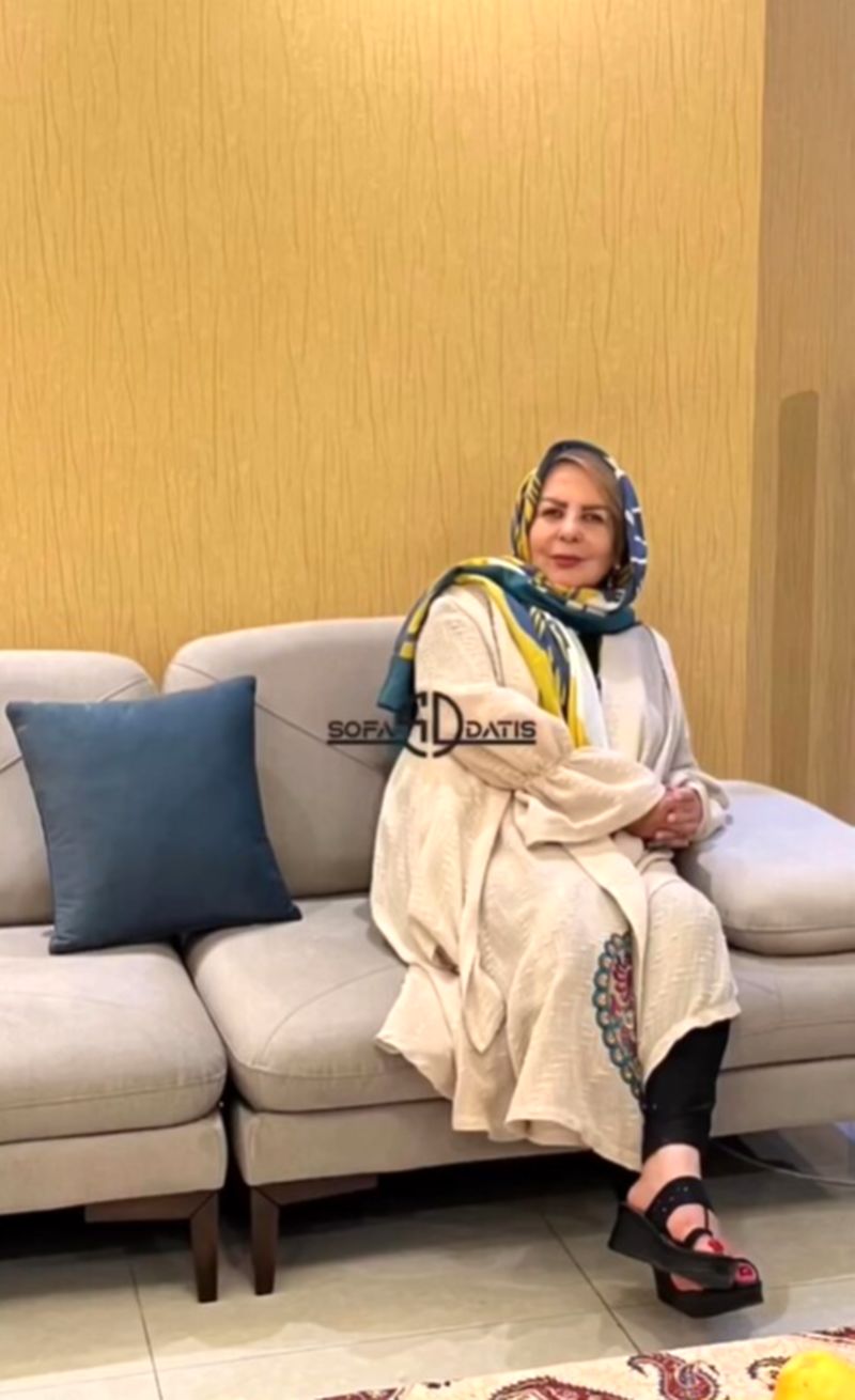 پوراندخت مهیمن