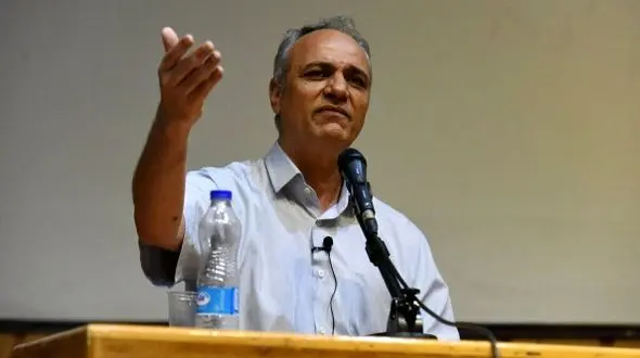 موقعیت رسمی شریعتمداری در این کشور روشن نیست؟ + فیلم