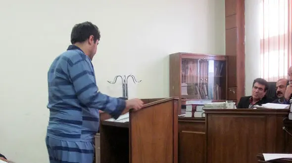 ارتباط پنهانی ام با مریم منشی شرکت ادامه داشت تا اینکه یک روز او سرکار نیامد و ..! + عکس