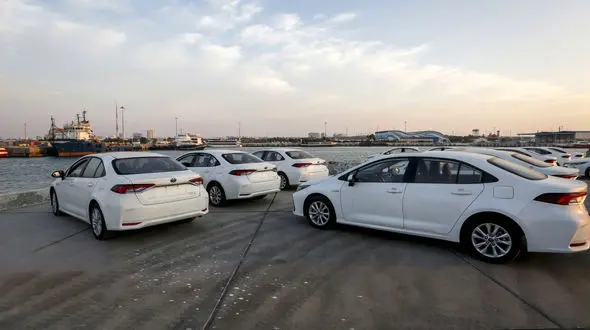 ترخیص بیش از 15هزار خودرو از گمرکات کشور