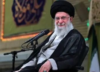 عکس ها / بازیگران و خوانندگانی که با رهبر معظم انقلاب هم سفره شدند/ از سید جواد هاشمی تا احسان خواجه‌امیری و علی لهراسبی +عکس