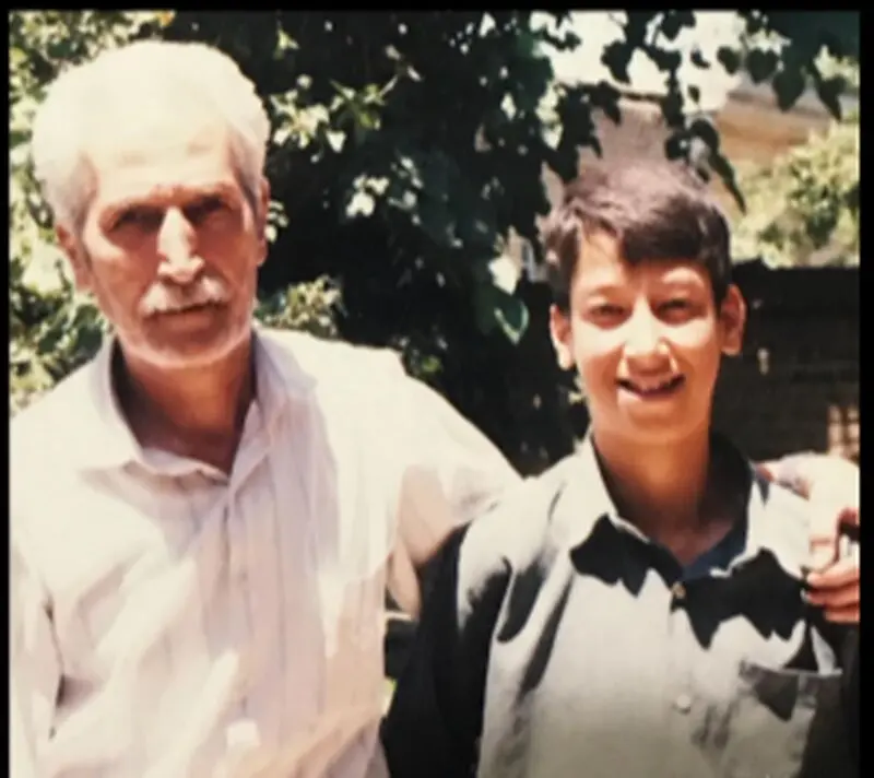 بهرام فشاری و پدرش