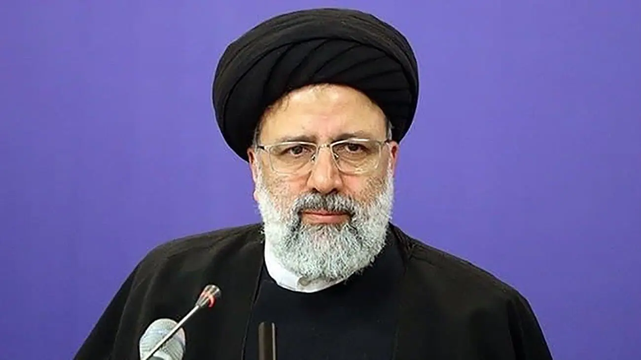 قدرتمندی خالی از عدالت قیافه گرفتن بدون عمل است / آراستگی و ادب شرط قضاوت عادلانه است+فیلم