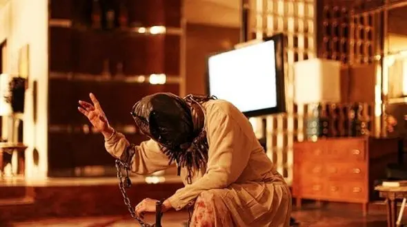 اصرار غیرعادی برای اکران چهره غیرمتعارف لیلا حاتمی در جشنواره فجر؛ تکلیف چیست؟