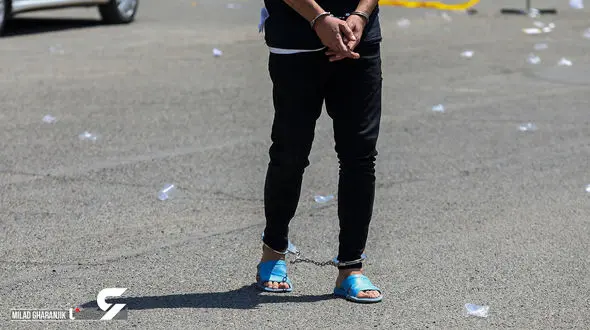 فراری دادن متهم از آمبولانس توسط نوچه های مسلح / رامیان