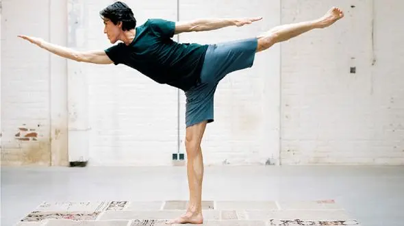 پیوند یوگا با باورهای هندو؛ حقیقت یا شایعه؟