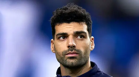 مهدی طارمی با استایل کریسمسی در ایتالیا  + عکس تیپ جنتلمنی