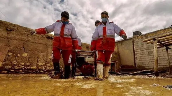 20 استان ایران درگیر با سوانح جوی و اقلیمی / اسکان اضطراری ۶۷۱ نفر با کمک امدادرسانان هلال احمر