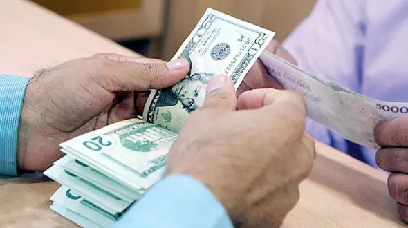 دلار ارزان و سکه گران شد