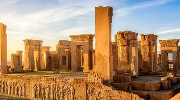 ایران قدیمی ترین سازه دست بشر را دارد / تخت جمشید 400 سال قبل تر از اهرام مصر