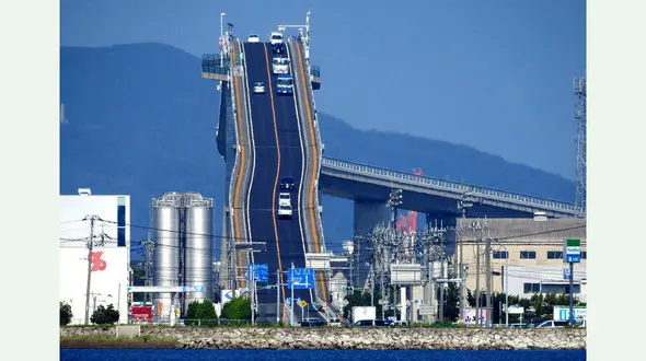 تصاویر ترسناک‌ترین پل ماشین رو در جهان ! / مهندسی عجیب اما زیبا !