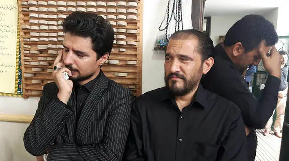  پاسخ پدر آتنا اصلانی به حرفهای بی شرمانه شیطان پارس آباد + عکس